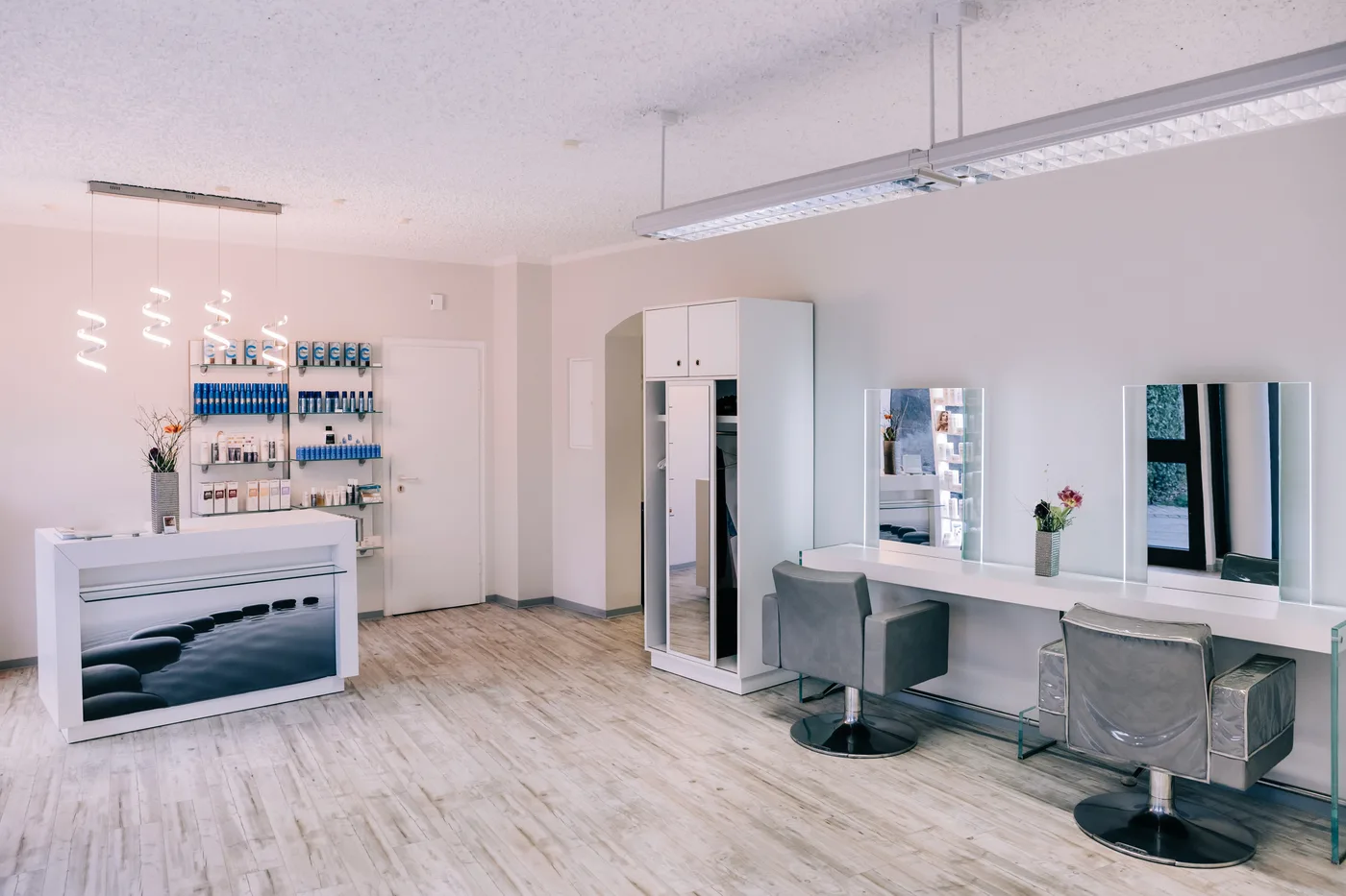 Blick in den Salonraum